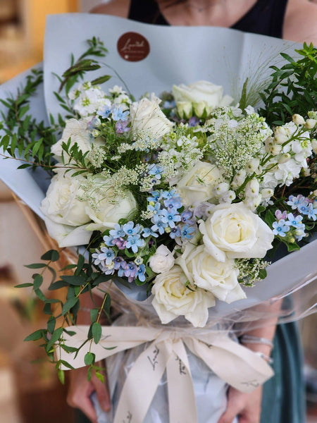 探病送花需要注意什么：花香、颜色与花材选择