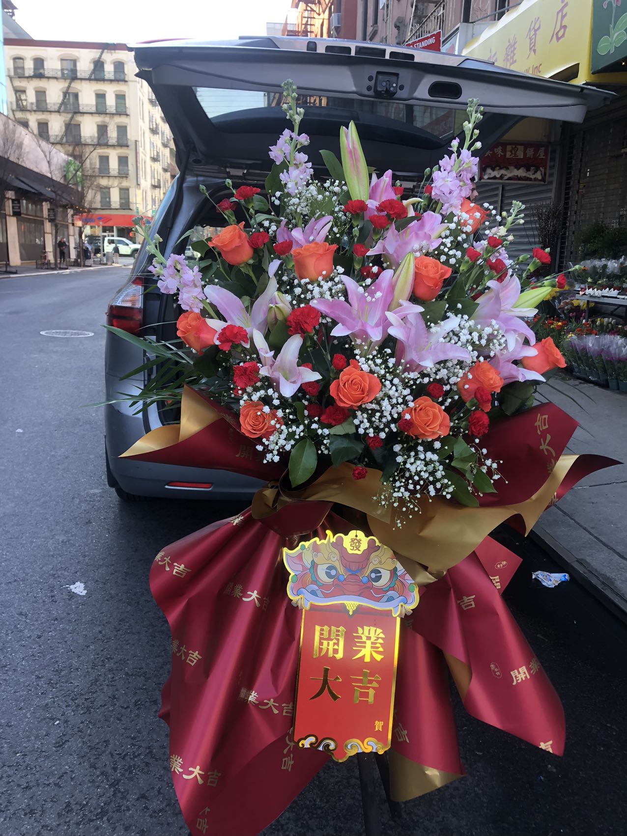 生日送花怎么选：不同关系适合的花材与色彩