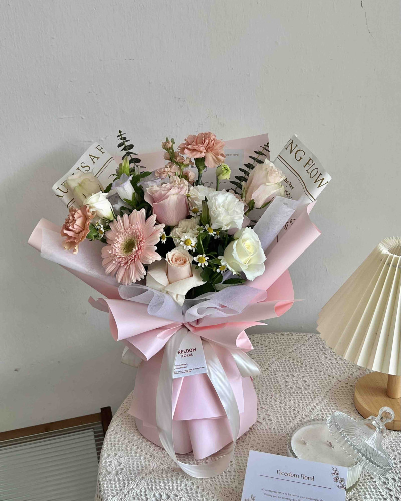 玫瑰花怎么醒花:花头发软时的处理方法 玫瑰花怎么醒花:花头发软时的处理方法