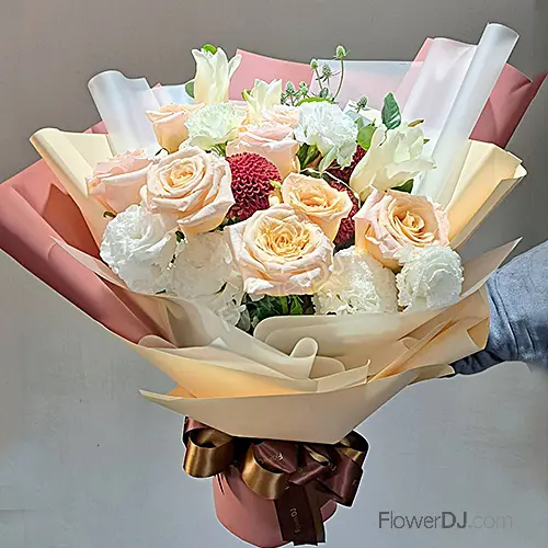 花艺配色怎么入门:同色系、邻近色与对比色的用法 花艺配色怎么入门:同色系、邻近色与对比色的用法